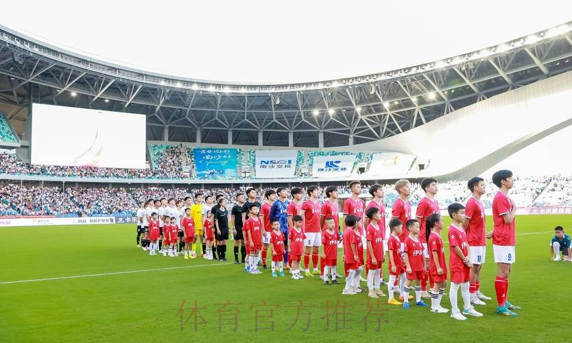 “青禾杯”2016全国青少年足球冠军杯赛开幕 “青禾杯”2016全国青少年足球冠军杯赛开幕